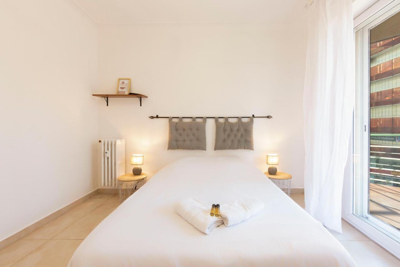Robert Soleau Bright Design Flat Center Of Antibes Apartment ภายนอก รูปภาพ